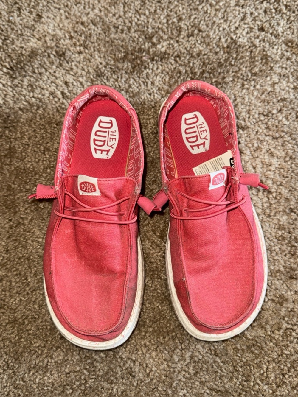 Women’s dark pink hey dudes